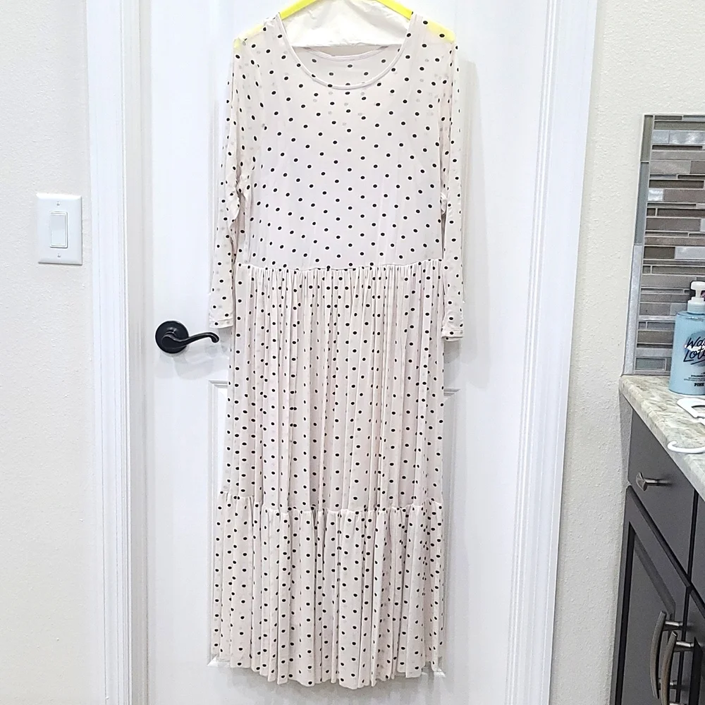 Worn 1x Torrid Ivory Polka Dot Mesh Tiered Ruffle Midi Dress - Picture 5 of 8